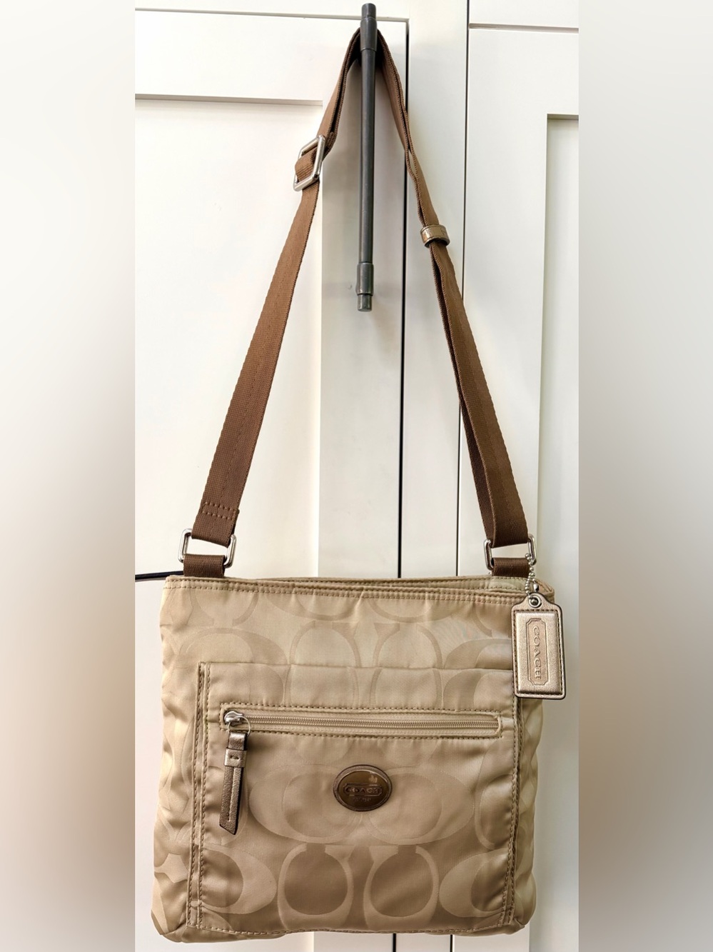 COACH Signature Crossbody Shoulder Bag Khaki Champagne F48293